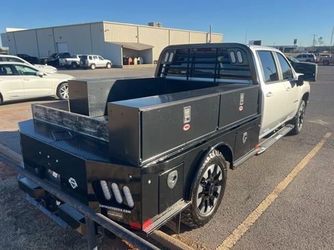 Used 2020 Chevrolet Silverado 2500 LT w/ Convenience Package image 10