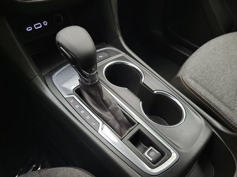Used 2023 Chevrolet Equinox LT FWD image 17