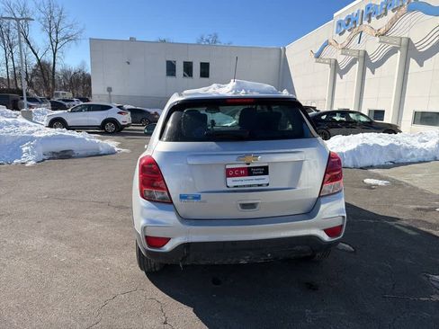 Used 2018 Chevrolet Trax LS image 12