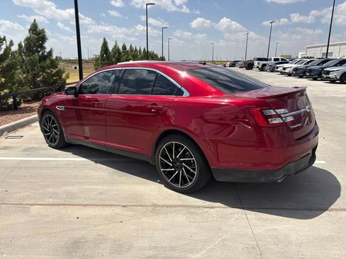Used 2018 Ford Taurus SEL w/ Equipment Group 201A FWD image 8