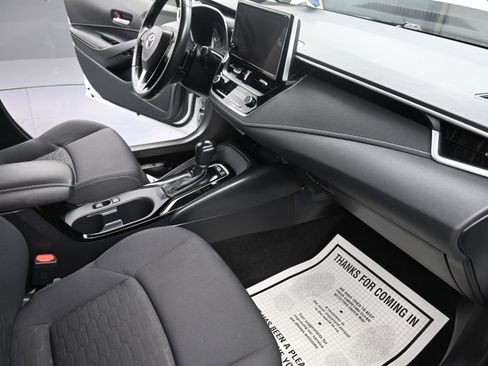 Used 2023 Toyota Corolla SE image 36