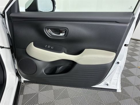 Used 2026 Honda HR-V EX-L image 34