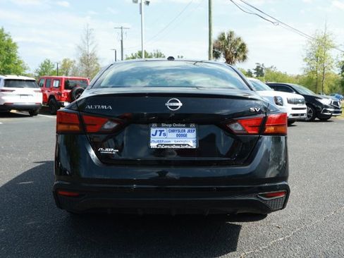 Used 2023 Nissan Altima 2.5 SV image 7