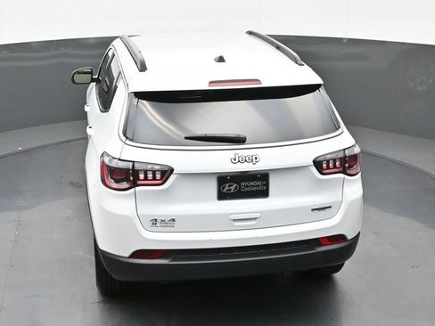 Used 2024 Jeep Compass Latitude image 27