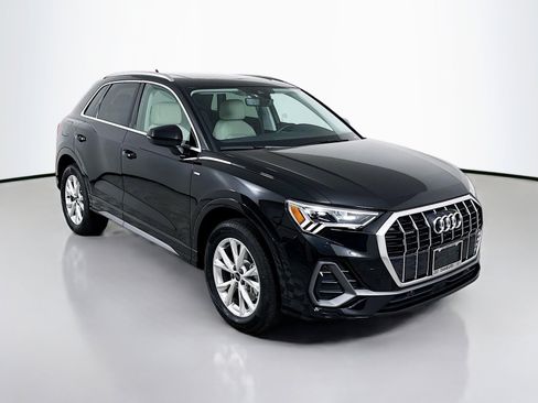 Certified 2025 Audi Q3 2.0T Premium Plus w/ Premium Plus Package image 7