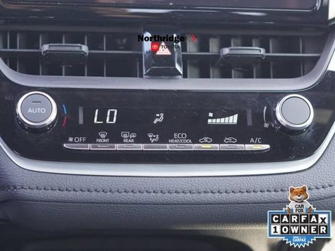 Used 2024 Toyota Corolla SE w/ SE Package FWD image 27