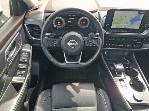 Used 2023 Nissan Rogue Platinum w/ Platinum Premium Package AWD/4WD image 12