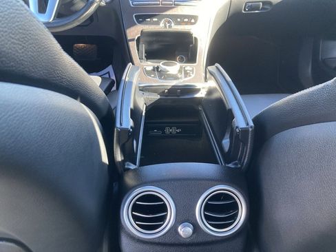 Used 2021 Mercedes-Benz C 300 4MATIC Sedan image 24