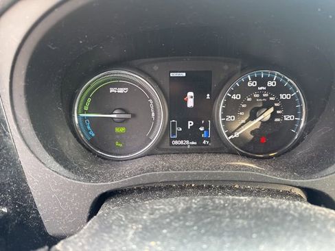 Used 2019 Mitsubishi Outlander SEL image 12