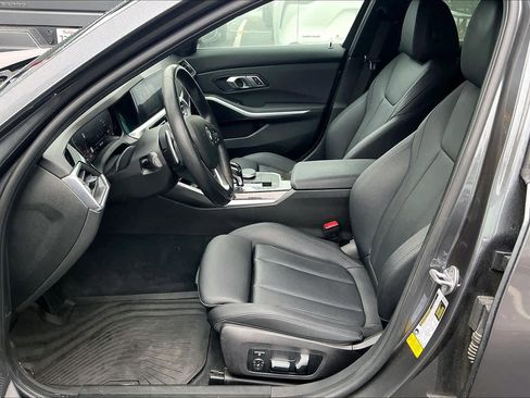 Used 2020 BMW 330i Sedan w/ Premium Package image 26