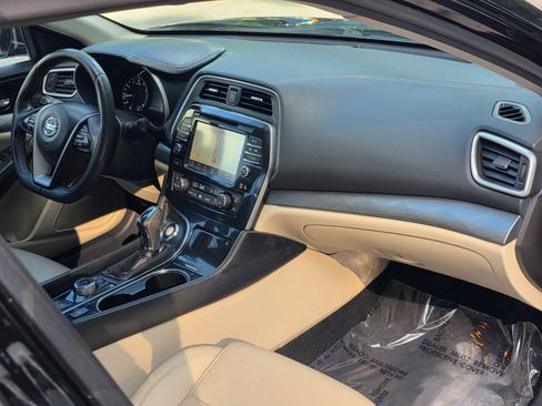 Used 2017 Nissan Maxima 3.5 SV FWD image 31