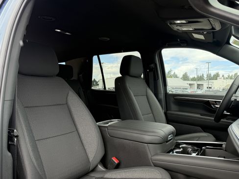New 2026 Chevrolet Tahoe LS w/ LPO, Dark Essentials Package AWD/4WD image 22