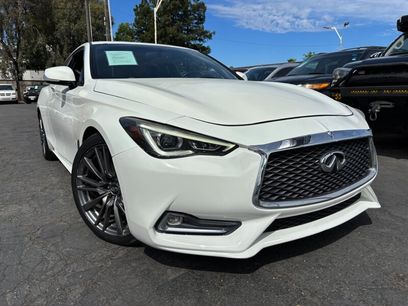 Used 2017 INFINITI Q60 Red Sport 400