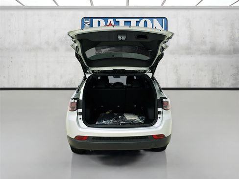 New 2026 Jeep Compass Latitude AWD/4WD image 24