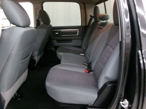 Used 2018 RAM 1500 Big Horn AWD/4WD image 19