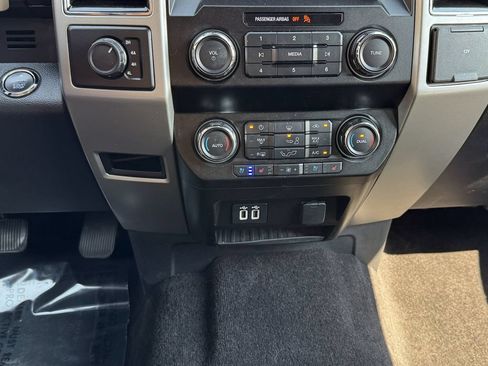 Used 2020 Ford F150 Lariat AWD/4WD image 29
