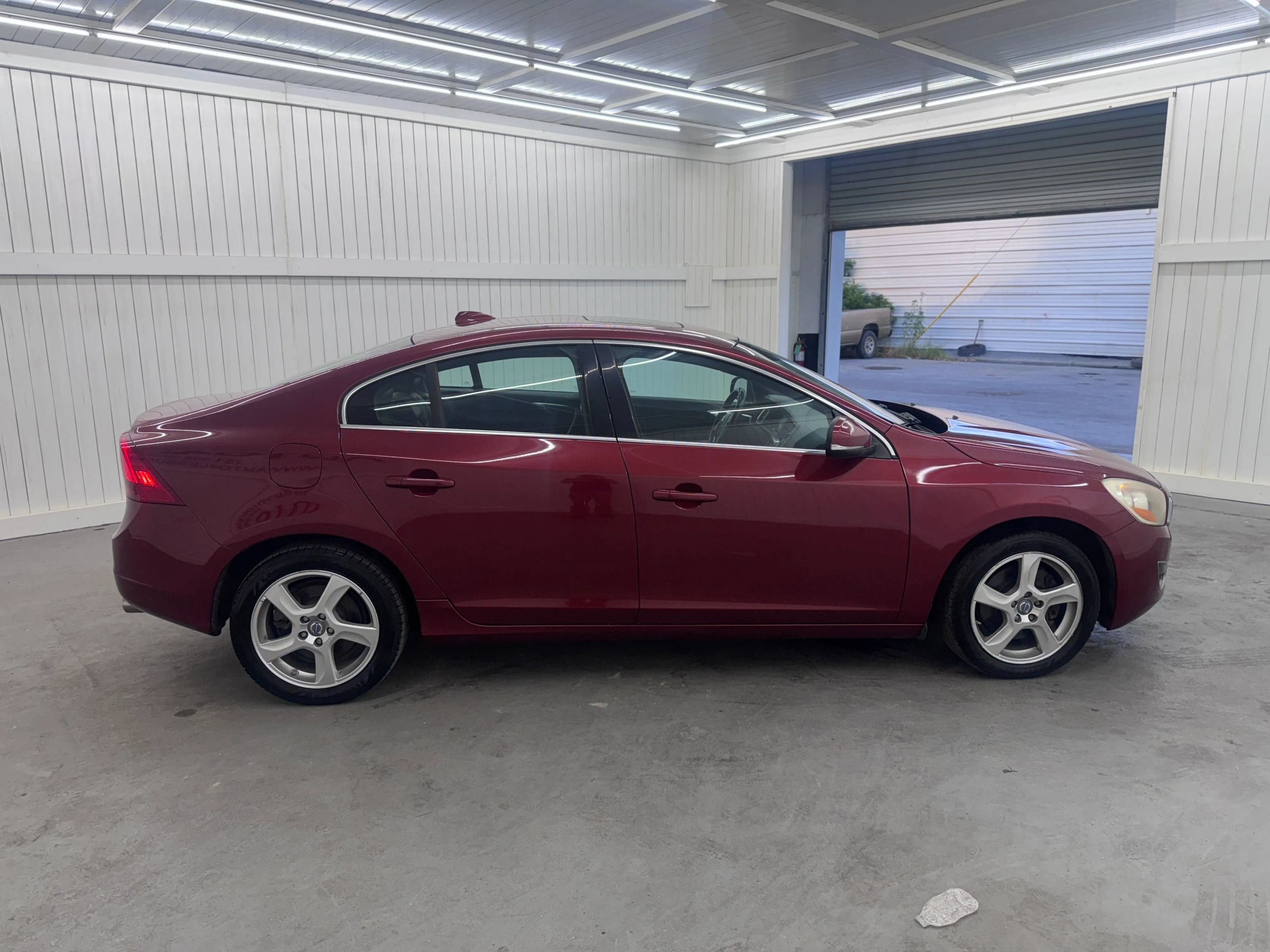 Used 2012 Volvo S60 T5 FWD image 4