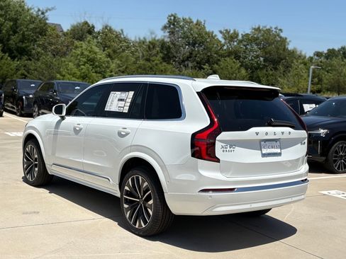 New 2026 Volvo XC90 B6 Ultra image 5