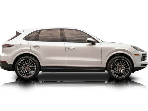 Used 2020 Porsche Cayenne AWD/4WD image 2