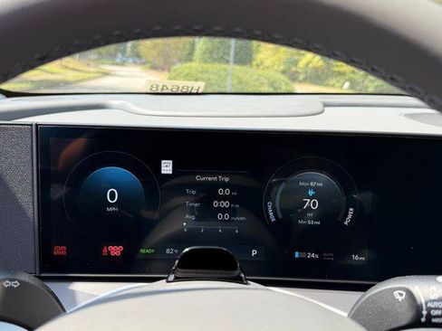 New 2026 Hyundai Ioniq 9 SEL image 16