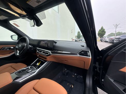 Certified 2023 BMW 330i xDrive Sedan w/ Premium Package AWD/4WD image 22