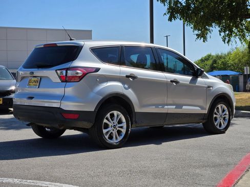 Used 2018 Ford Escape S FWD image 3