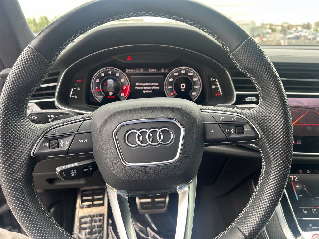 Certified 2024 Audi SQ8 Prestige AWD/4WD image 25