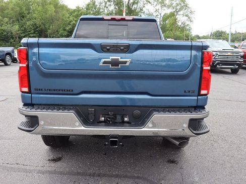 New 2026 Chevrolet Silverado 3500 LTZ w/ LTZ Convenience Package AWD/4WD image 26