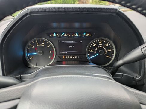 Used 2015 Ford F150 XLT w/ Equipment Group 301A Mid image 17