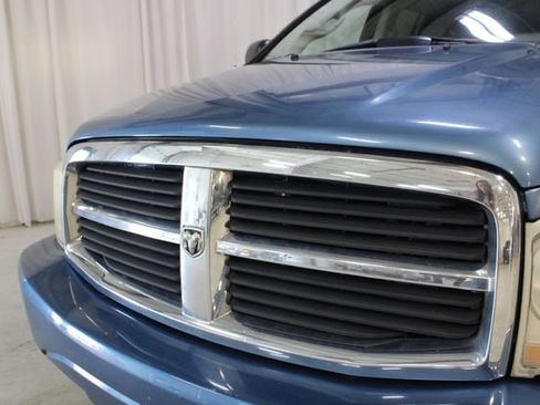 Used 2004 Dodge Durango SLT AWD/4WD image 32
