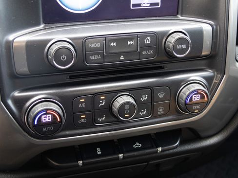 Used 2018 Chevrolet Silverado 1500 LT w/ All Star Edition AWD/4WD image 27
