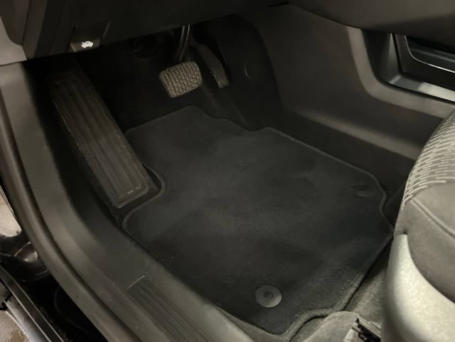 Used 2025 Chevrolet Equinox LT AWD/4WD image 10