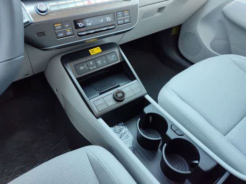New 2026 Hyundai Kona SEL Premium FWD image 25