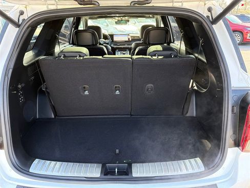 Used 2023 Hyundai Palisade Calligraphy image 18