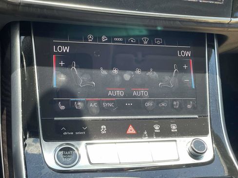 Used 2021 Audi Q8 Prestige w/ Prestige Package AWD/4WD image 37