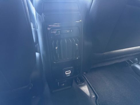 Used 2025 Jeep Compass Limited AWD/4WD image 22