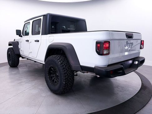 Used 2025 Jeep Gladiator Sport AWD/4WD image 22