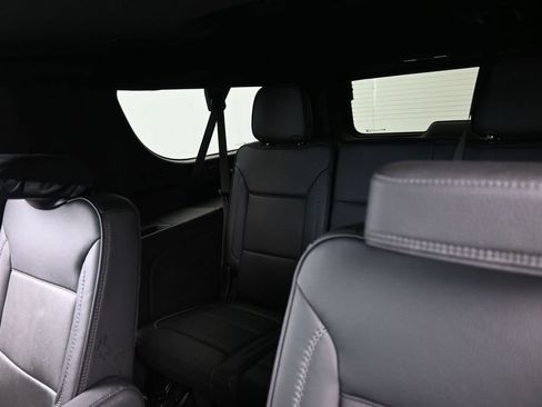 Used 2024 GMC Yukon XL Denali RWD image 45