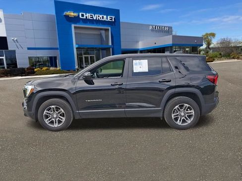 Used 2025 GMC Terrain Elevation AWD/4WD image 26