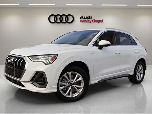 Used 2025 Audi Q3 2.0T Premium w/ Convenience Package AWD/4WD image 1