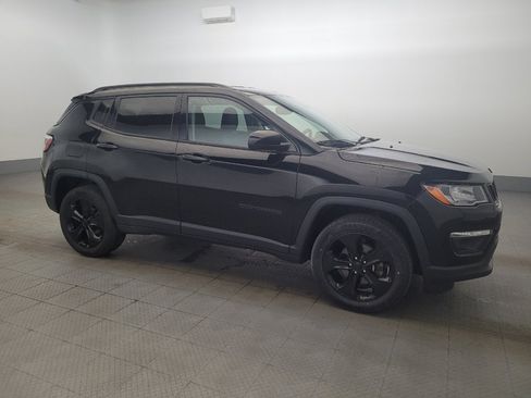 Used 2018 Jeep Compass Latitude w/ Popular Equipment Group AWD/4WD image 11