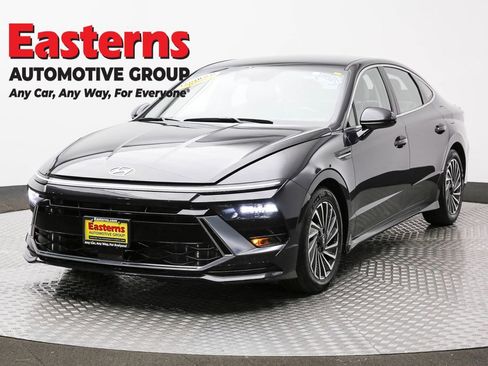 Used 2025 Hyundai Sonata SEL image 1