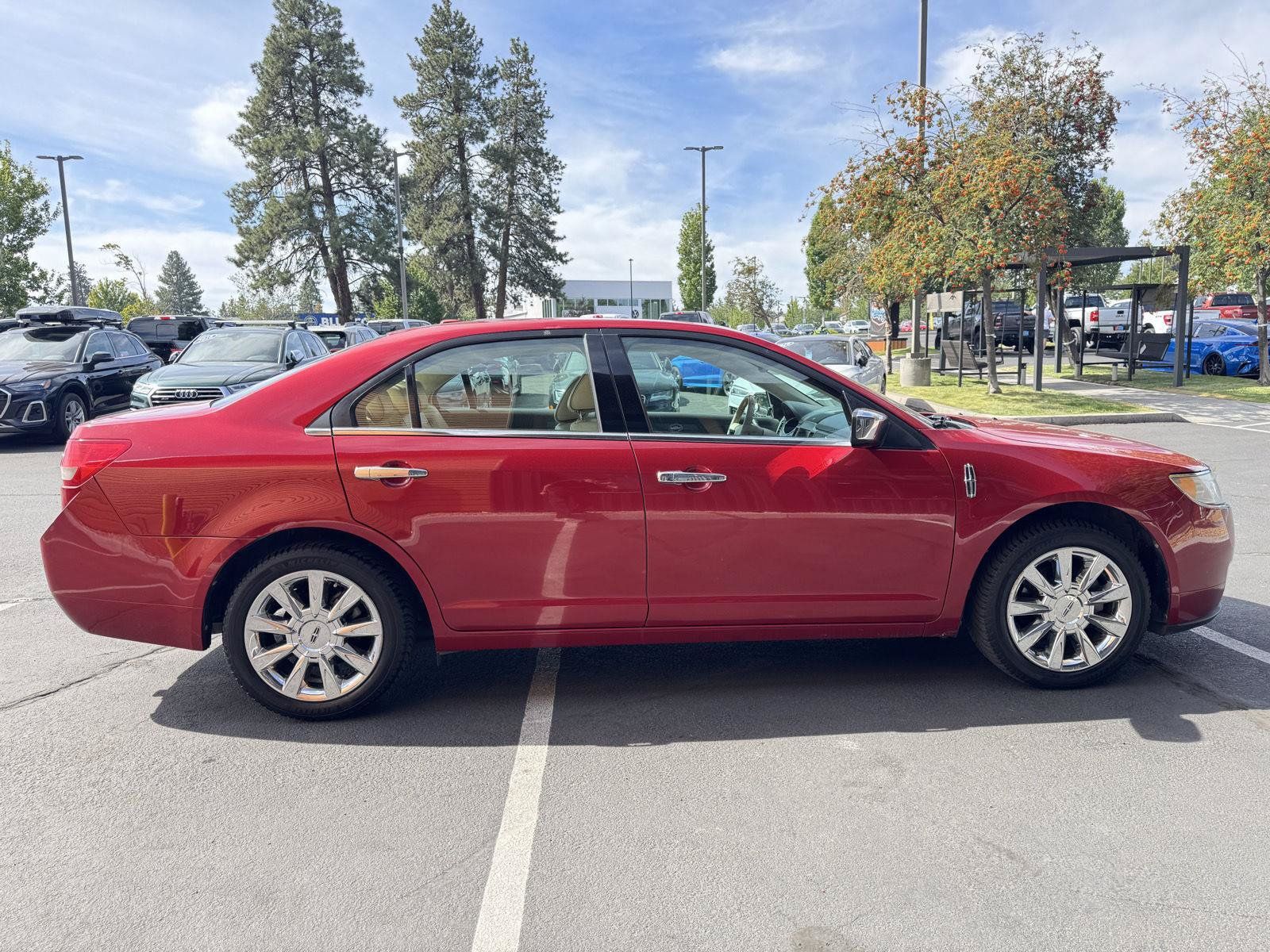 Used 2010 Lincoln MKZ AWD image 6