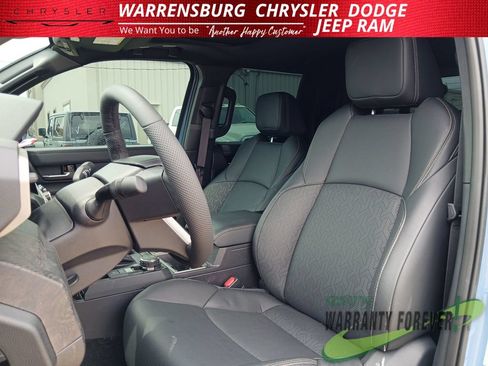 Used 2026 Toyota Tacoma Limited AWD/4WD image 13