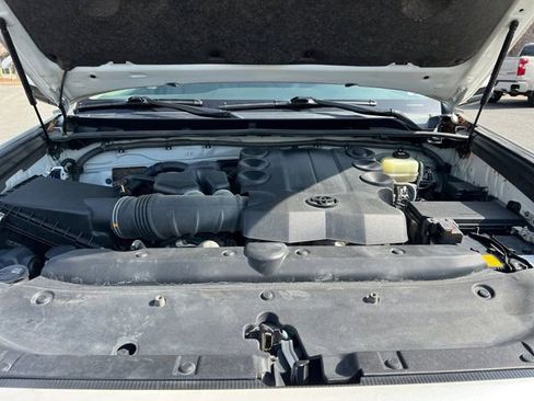 Used 2021 Toyota 4Runner Limited image 20