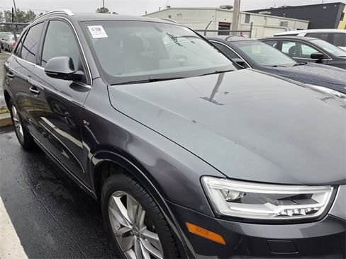 Used 2018 Audi Q3 2.0T Premium Plus w/ Premium Plus Package image 9