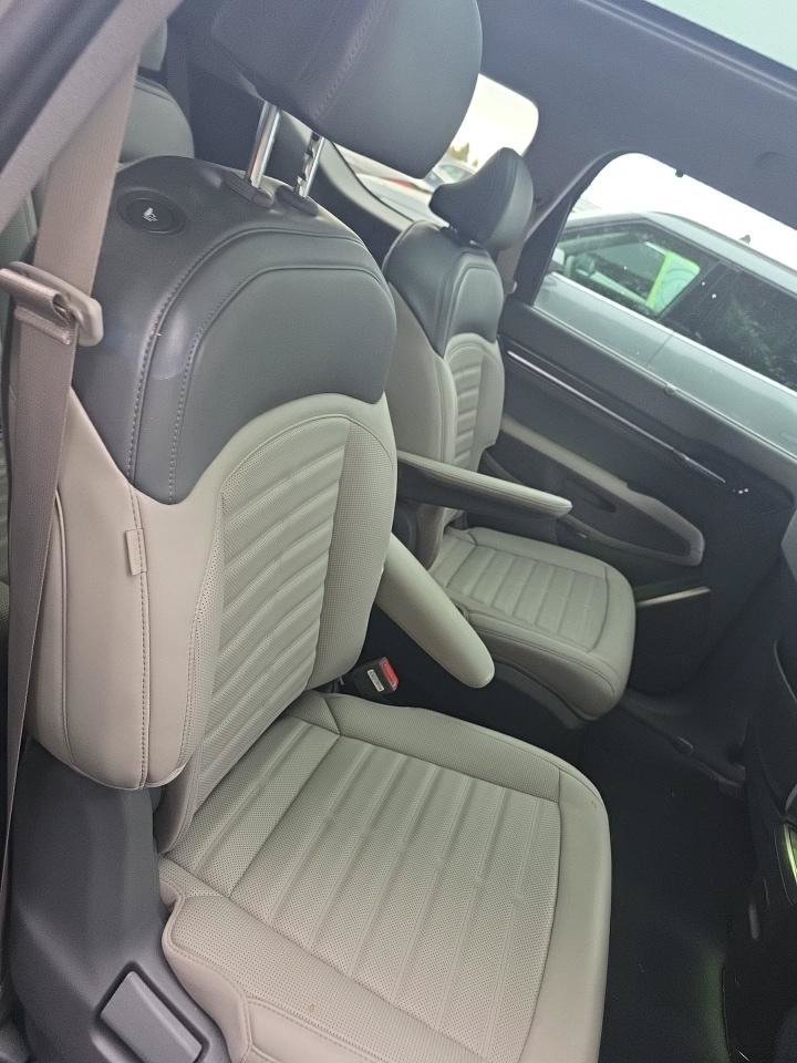 Certified 2024 Kia EV9 Land AWD/4WD image 9