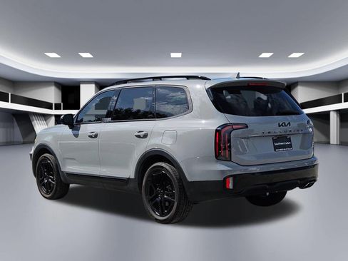 Used 2025 Kia Telluride EX X-Line AWD/4WD image 3