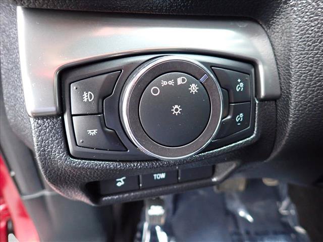 Used 2019 Ford Explorer XLT w/ Equipment Group 202A AWD/4WD image 16
