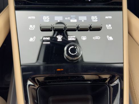 Used 2026 Porsche Cayenne E-Hybrid image 18